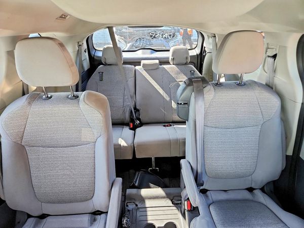 2021 TOYOTA SIENNA LE