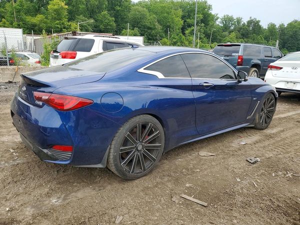 2017 INFINITI Q60