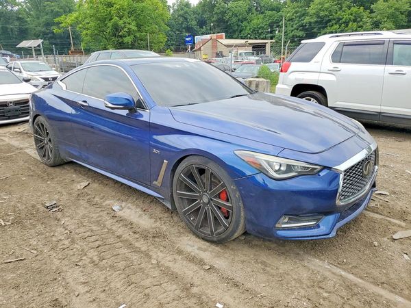 2017 INFINITI Q60