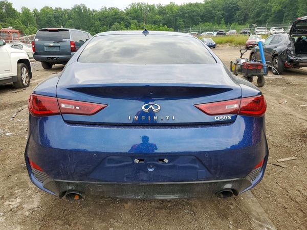 2017 INFINITI Q60