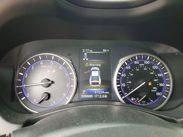2017 INFINITI Q60