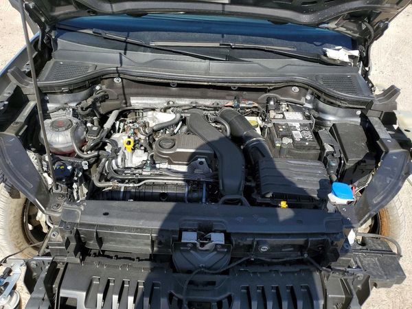 2025 VOLKSWAGEN TAOS 4Motion S — Engine bay