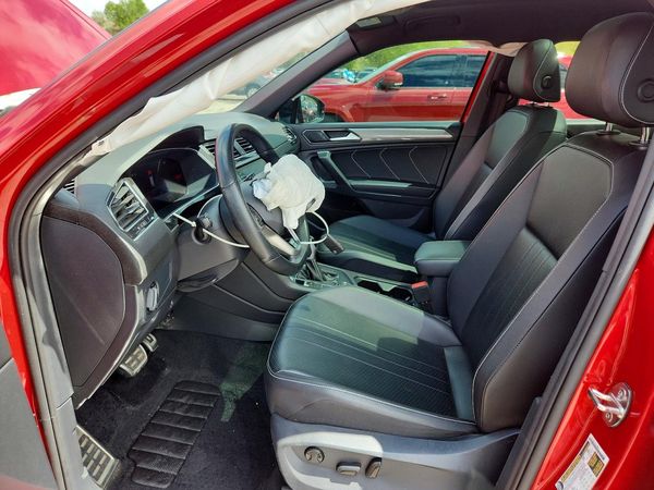 2024 VOLKSWAGEN TIGUAN 4Motion SE R-Line Black