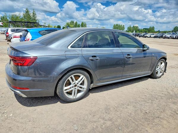 2019 AUDI A4 quattro Premium Plus