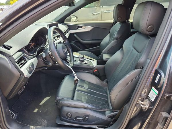 2019 AUDI A4 quattro Premium Plus