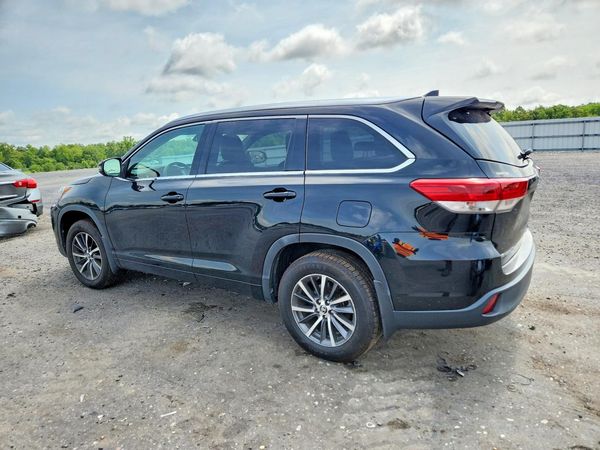 2017 TOYOTA HIGHLANDER SE/XLE