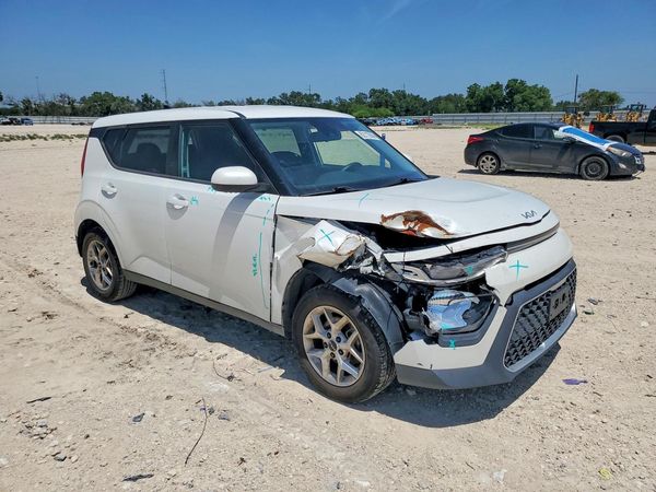 2022 KIA SOUL