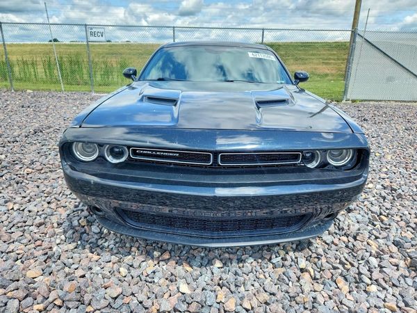 2015 DODGE CHALLENGER SXT