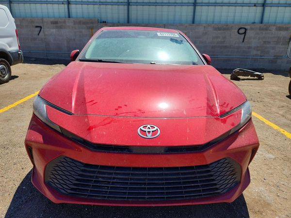 2025 TOYOTA CAMRY