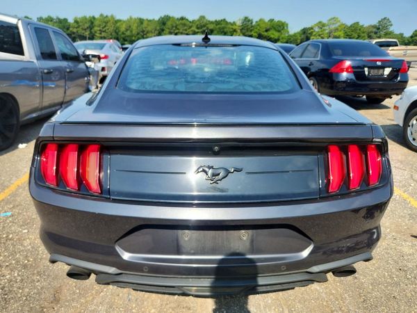 2022 FORD MUSTANG I4 Coupe