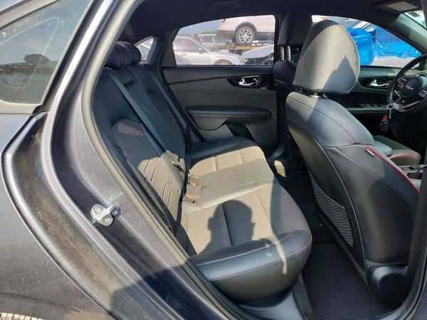 2022 KIA FORTE GT