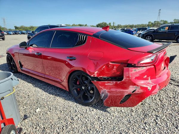2018 KIA STINGER GT1