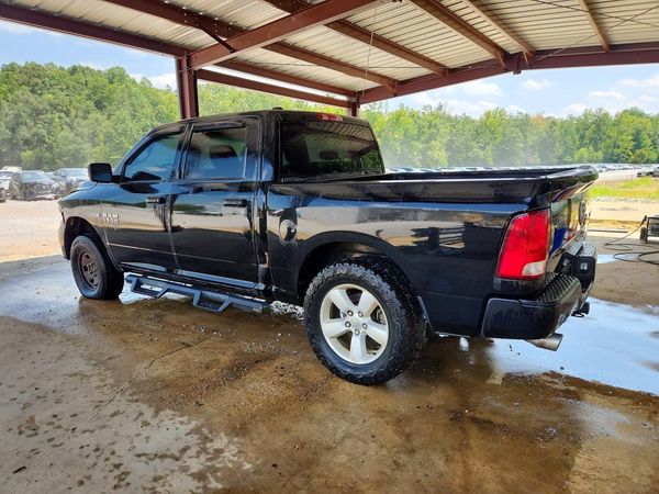 2014 RAM 1500 ST