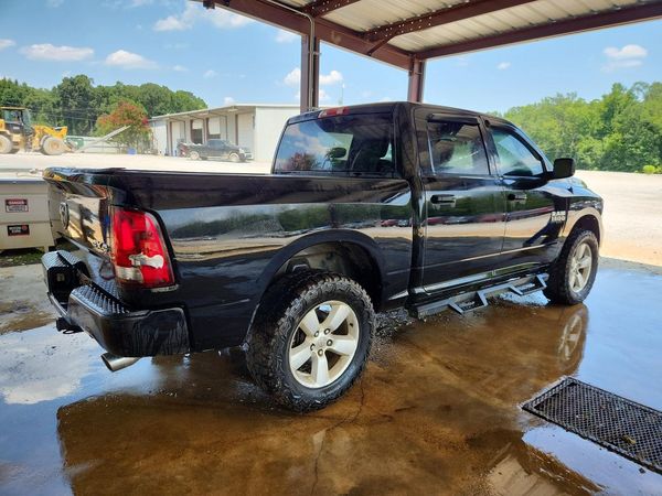 2014 RAM 1500 ST