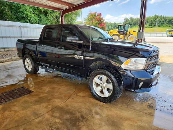 2014 RAM 1500 ST