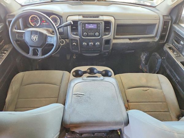 2014 RAM 1500 ST