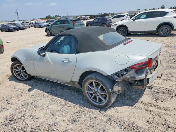 2017 MAZDA MX-5 MIATA Sport