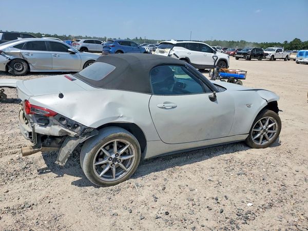 2017 MAZDA MX-5 MIATA Sport