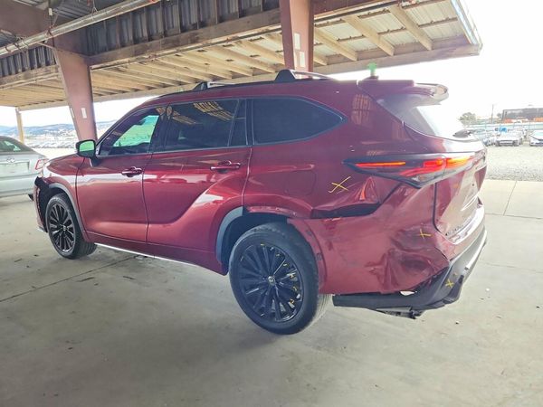 2024 TOYOTA HIGHLANDER