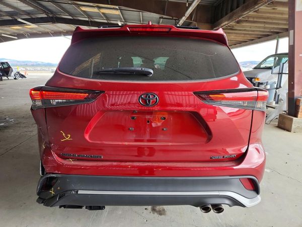 2024 TOYOTA HIGHLANDER