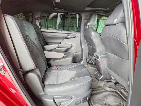 2024 TOYOTA HIGHLANDER