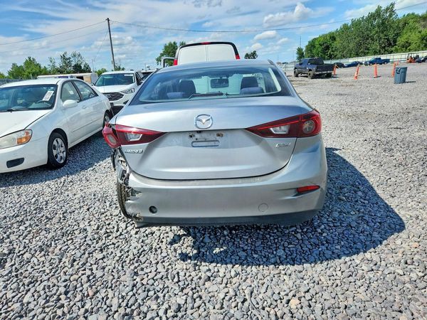 2016 MAZDA 3 Sport/GX