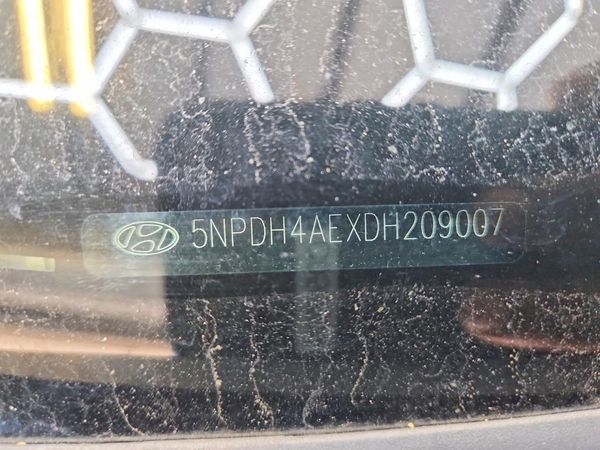 2013 HYUNDAI ELANTRA