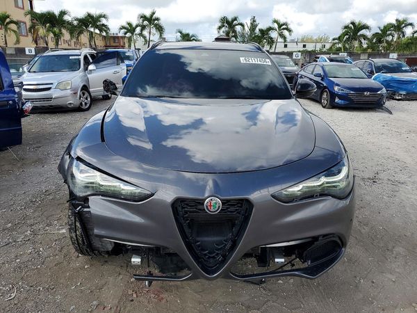 2024 ALFA ROMEO STELVIO TI AWD