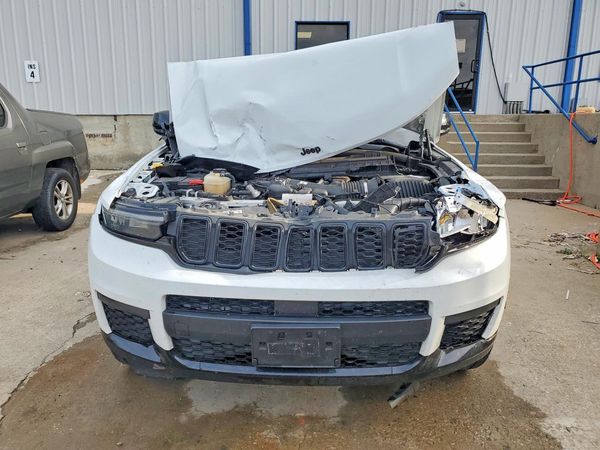 2021 JEEP GRAND CHEROKEE Laredo