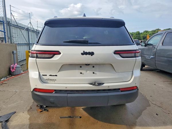 2021 JEEP GRAND CHEROKEE Laredo
