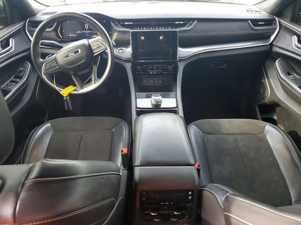 2021 JEEP GRAND CHEROKEE Laredo