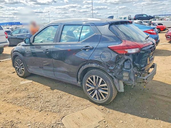 2021 NISSAN KICKS