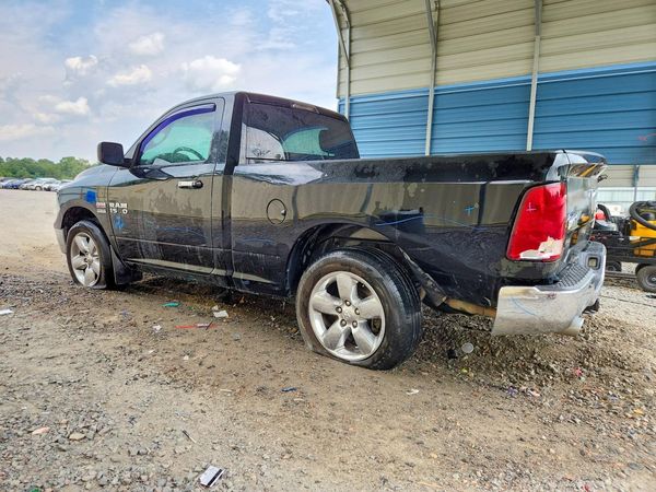 2015 RAM 1500 SLT REG CAB 4X2