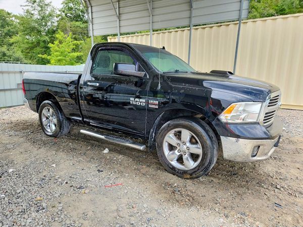 2015 RAM 1500 SLT REG CAB 4X2