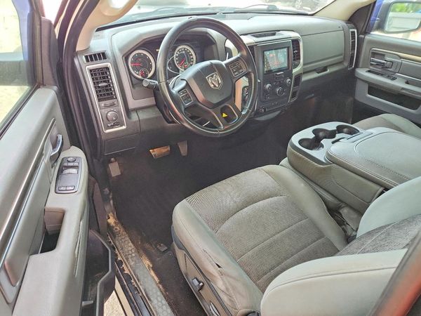 2015 RAM 1500 SLT REG CAB 4X2