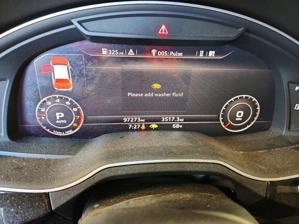 2017 AUDI Q7 quattro Premium Plus