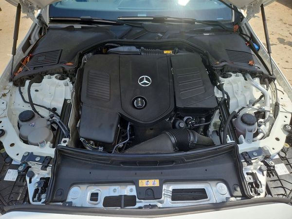 2024 MERCEDES-BENZ C
