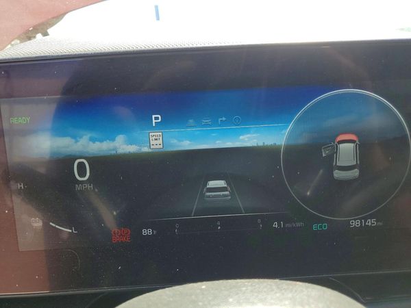 2023 KIA NIRO Wind