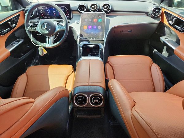 2025 MERCEDES-BENZ C C300