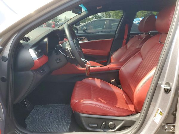 2023 GENESIS G70
