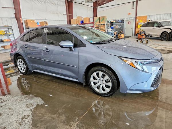 2025 TOYOTA COROLLA LE, XLE, SE