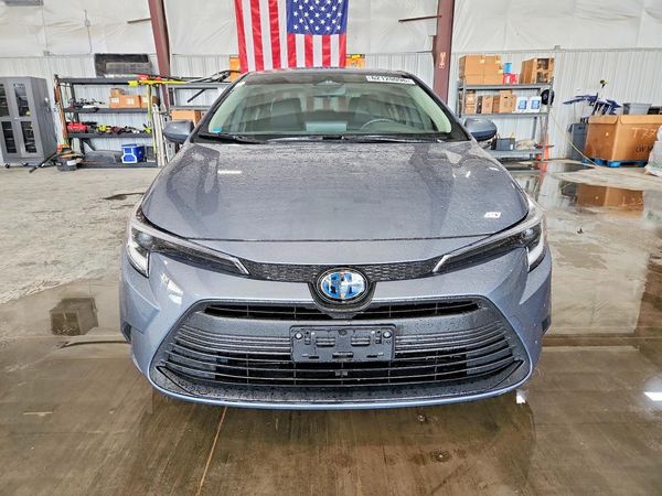 2025 TOYOTA COROLLA LE, XLE, SE
