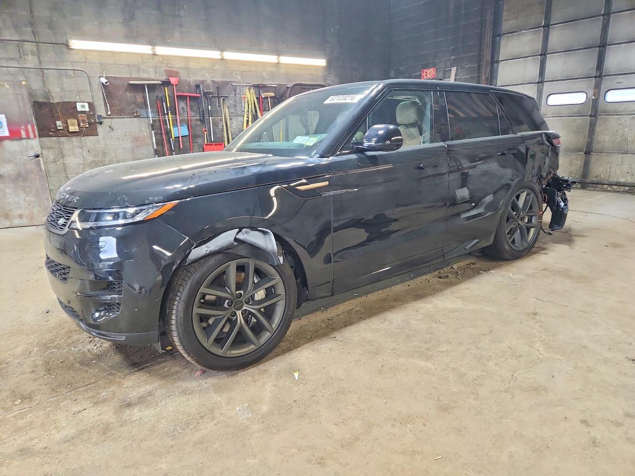 2026 LAND ROVER RANGE ROVER SPORT P360 SE