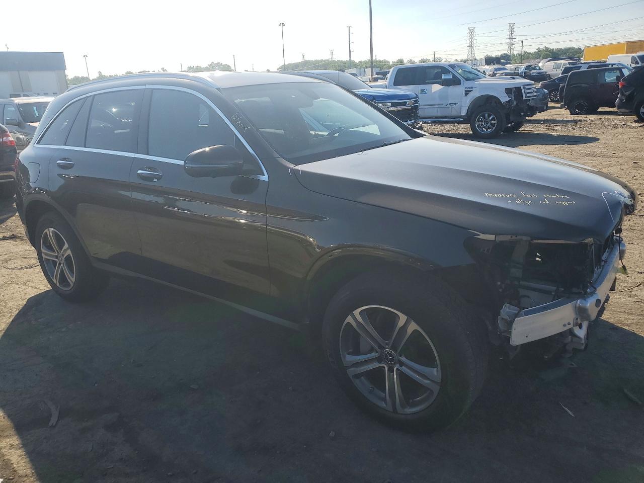 2018 MERCEDES-BENZ GLC GLC 300-4M