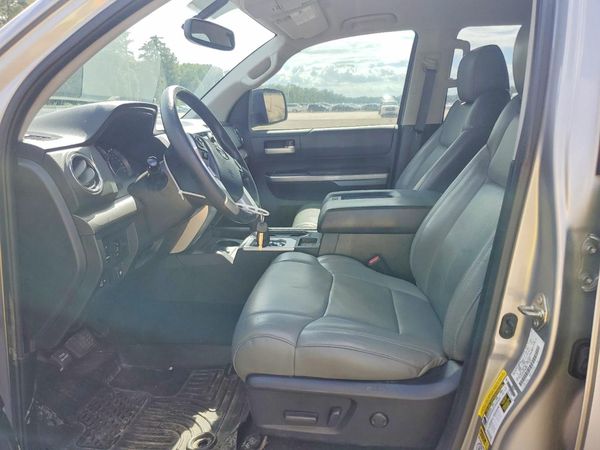 2015 TOYOTA TUNDRA SR5 Grade