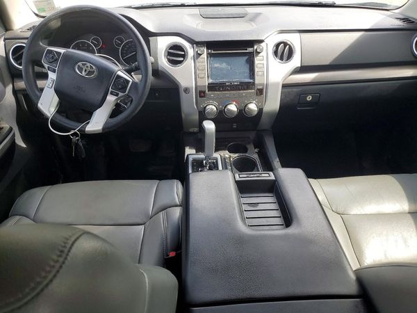 2015 TOYOTA TUNDRA SR5 Grade
