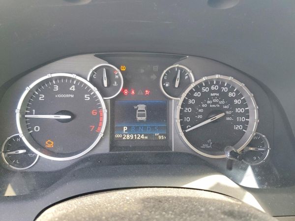 2015 TOYOTA TUNDRA SR5 Grade