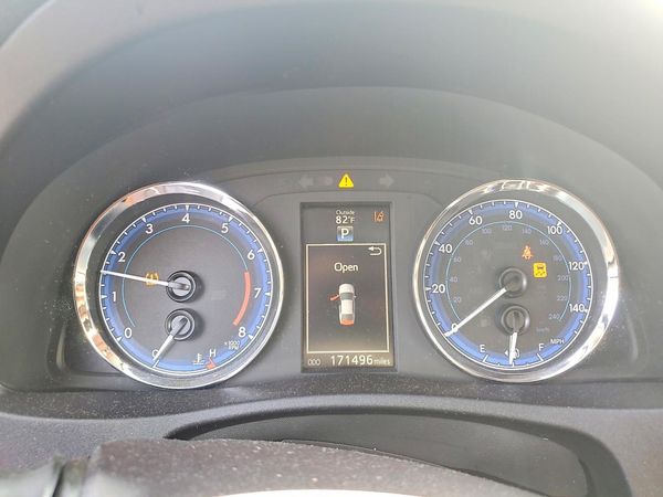 2018 TOYOTA COROLLA
