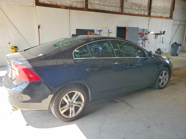 2013 VOLVO S60