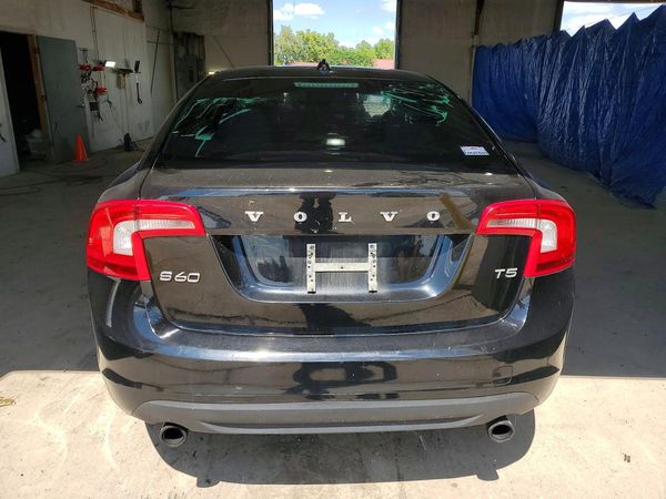 2013 VOLVO S60